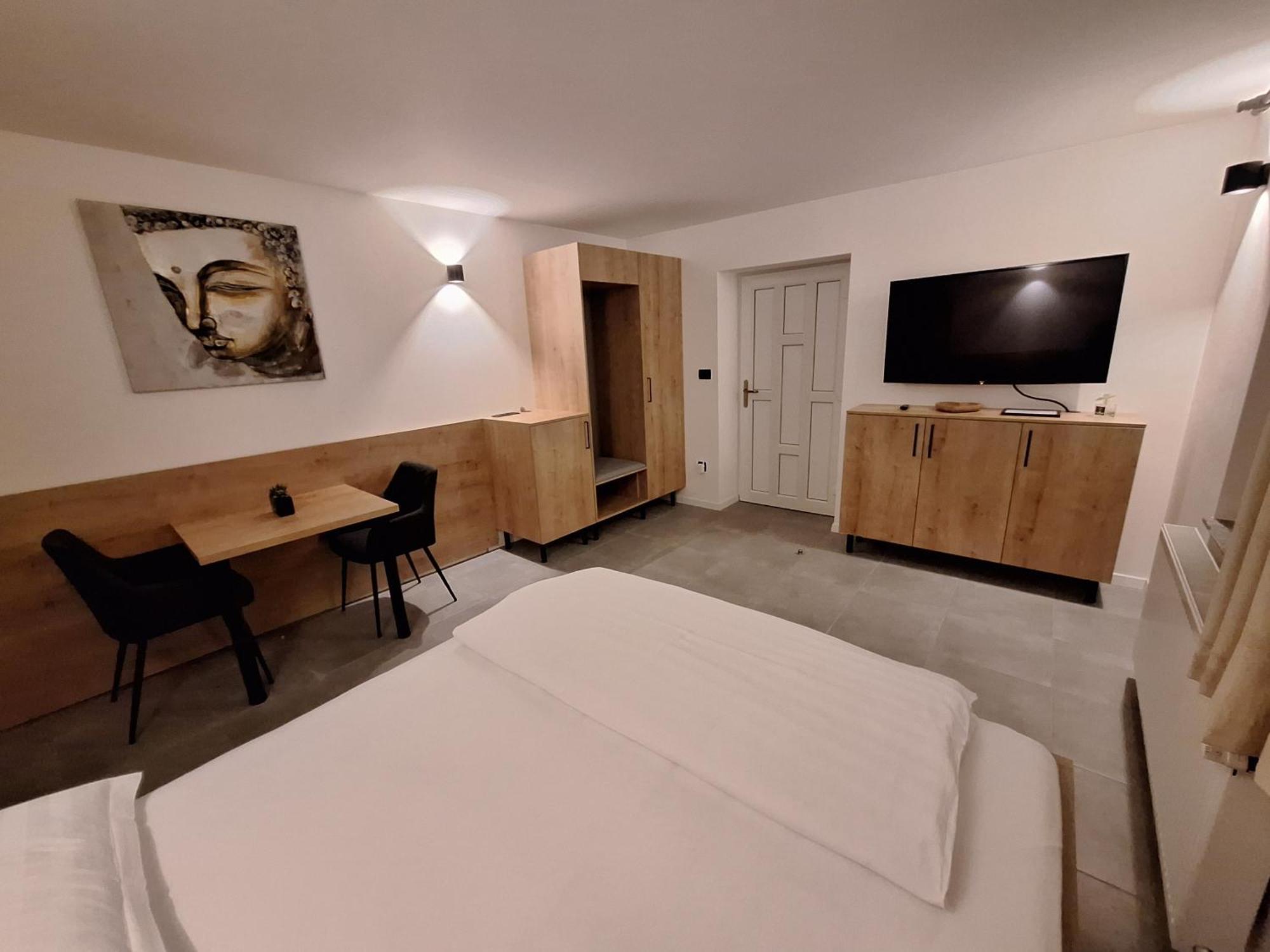 Apartamento Prenocisca Kralj Komenda Exterior foto